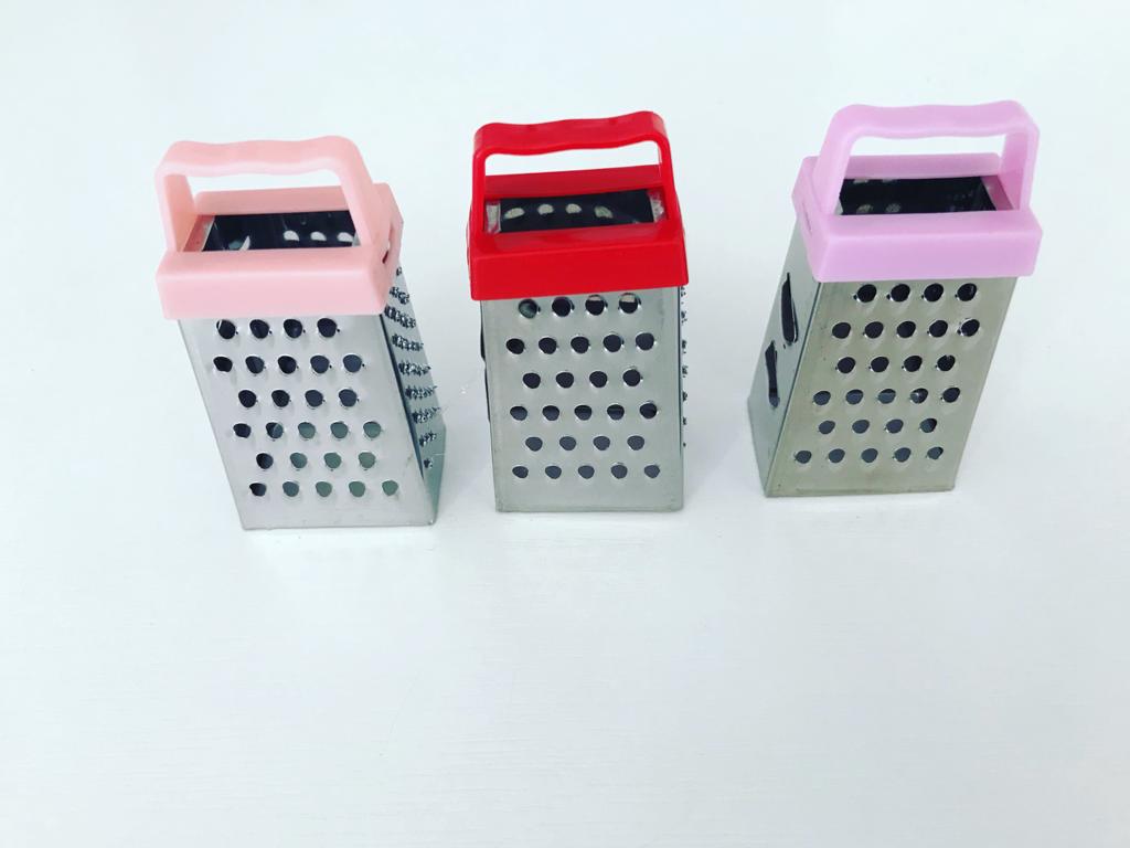 Mıknatıslı Mini Sarımsak Rendesi